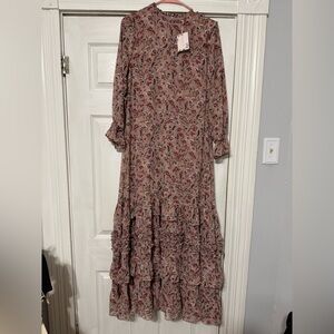 Dainty Jewell’s dress!